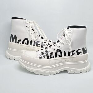 Alexander McQueen Men's Tread Slick Platform Leather Booties size 42/us size 9